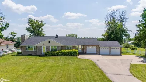 2810 190th St, Marshalltown, IA 50158