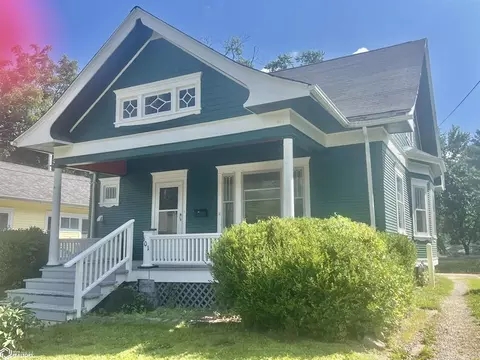 601 S 2nd St, Fairfield, IA 52556