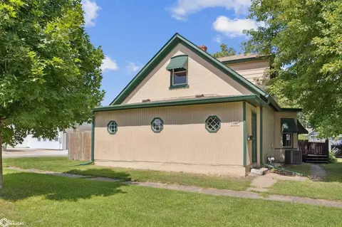 1160 Ash St, Burlington, IA 52601