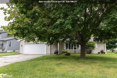 10 Lexington Sq, Mason City, IA 50401