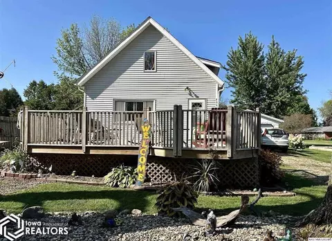 409 1st St, Grafton, IA 50440