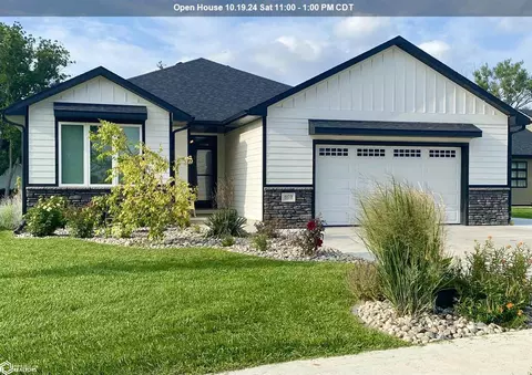 603 Topaz Dr, Sergeant Bluff, IA 51054 photo 1