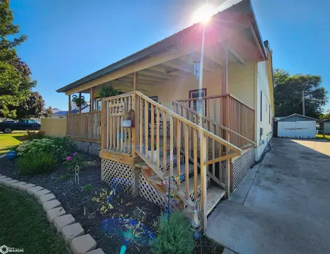 1723 Dayton St, Ellsworth, IA 50075