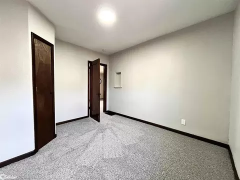 810 Walnut St, Atlantic, IA 50022 photo 13