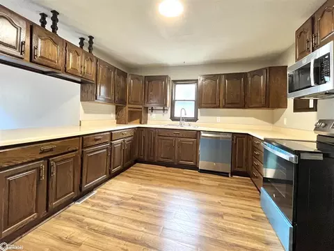 810 Walnut St, Atlantic, IA 50022 photo 6