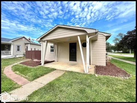 810 Walnut St, Atlantic, IA 50022