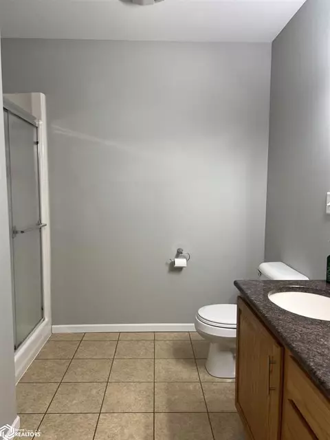 Bath - 102 E 5th St, Halbur, IA 51444 photo 3 of 4