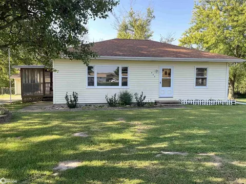 935 Johnson Street Rd, Keokuk, IA 52632