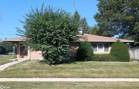 323 4th St SE, Hampton, IA 50441 photo 2