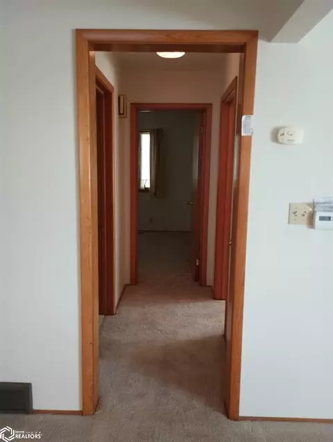 323 4th St SE, Hampton, IA 50441 photo 18