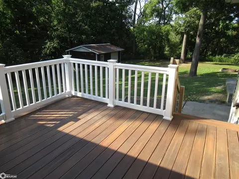 Exterior - 650 Cooper, Hamilton, IL 62341 photo 14 of 15