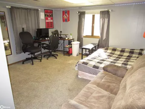 Bedroom - 650 Cooper, Hamilton, IL 62341 photo 4 of 4