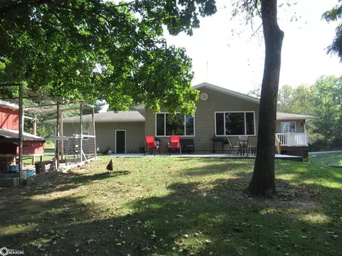 Exterior - 650 Cooper, Hamilton, IL 62341 photo 7 of 15