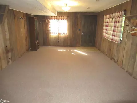 Living - 650 Cooper, Hamilton, IL 62341 photo 2 of 2