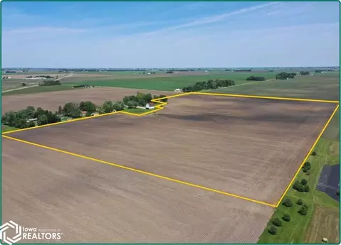 4520 N Bearsdale Rd, Decatur, IL 62526
