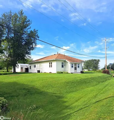 110 S Allen St, Hamilton, IA 50116