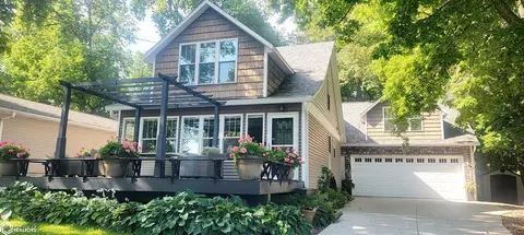 5273 Lakeview Dr, Clear Lake, IA 50428