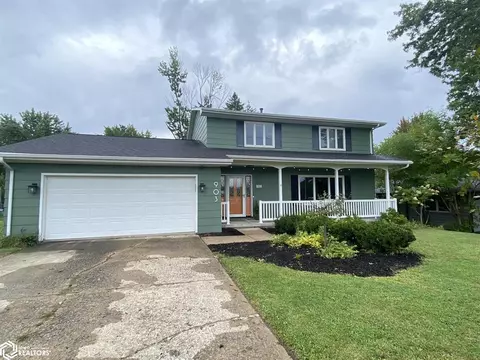 903 S Park St, Fairfield, IA 52556