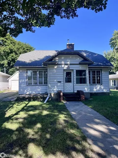 701 Grant Ave, Rolfe, IA 50581