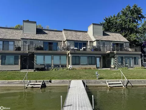 5668 S Shore Dr #6, Clear Lake, IA 50428