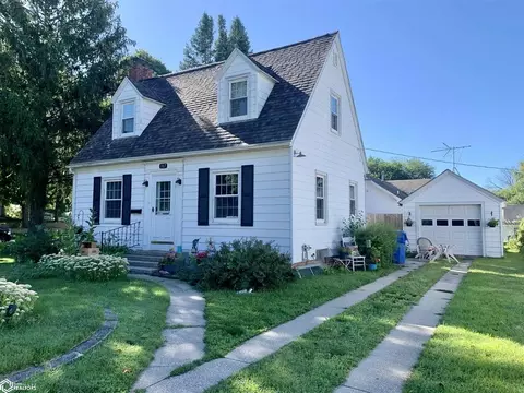 307 E Park St, Jefferson, IA 50129