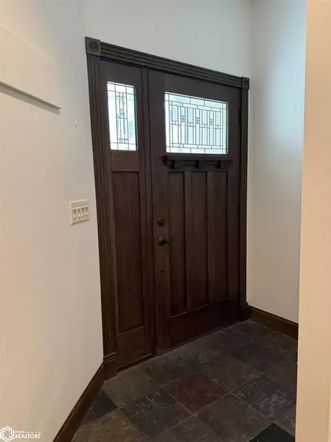 Entry Way - 805 E Cherry Pl, Mount Pleasant, IA 52641 photo 2 of 2