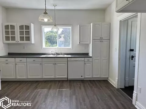219 Elmore St, Manly, IA 50456 photo 3