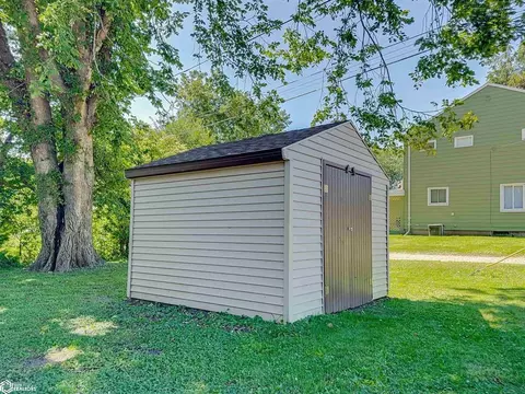 403 1st St SE, Hampton, IA 50441 photo 27