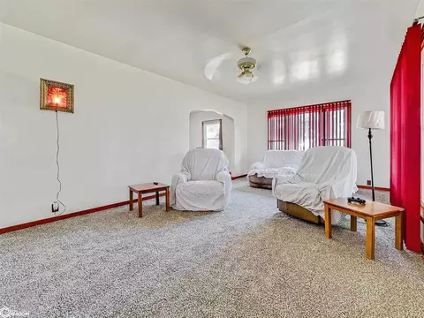 403 1st St SE, Hampton, IA 50441 photo 10