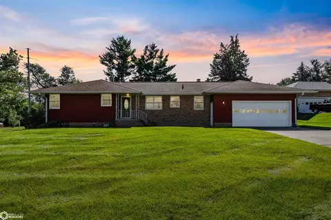 304 Brentwood Rd, Marshalltown, IA 50158