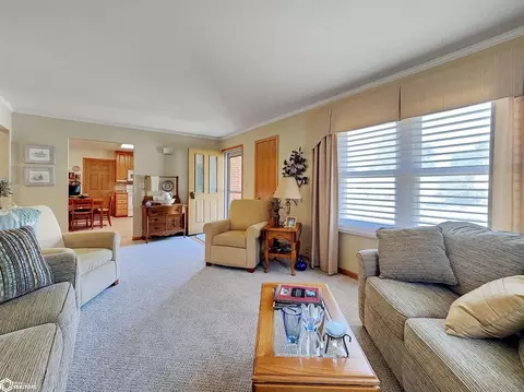 503 7th Ave NE, Hampton, IA 50441 photo 4