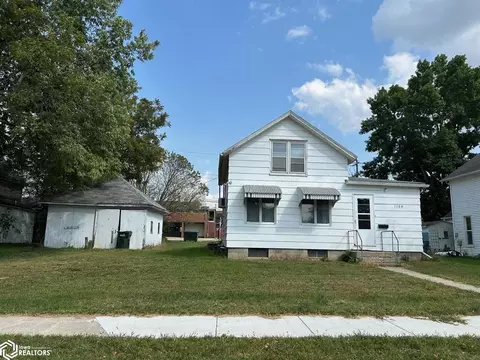 1104 Lake St, Emmetsburg, IA 50536