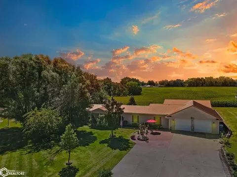 509 N D St, Albia, IA 52531