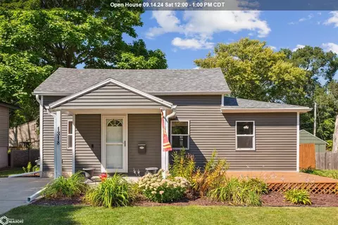 1318 3rd St, Nevada, IA 50201