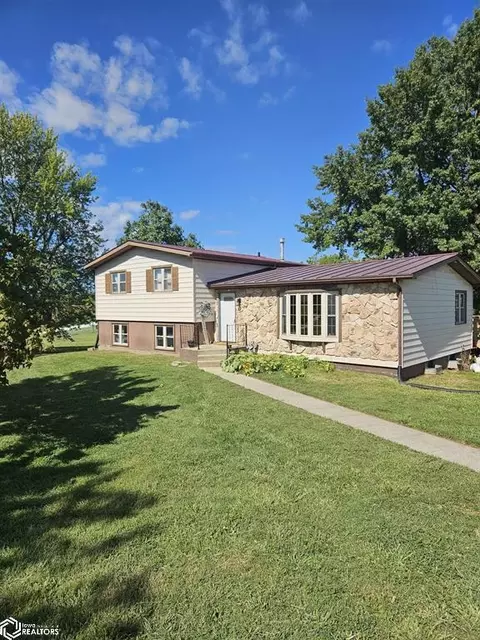 2132 N County Rd 800, Nauvoo, IL 62354