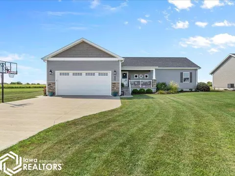 513 Layne Dr, West Burlington, IA 52655