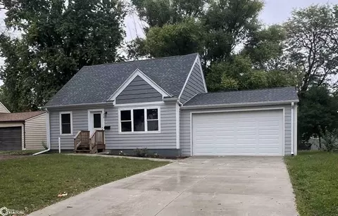 11 Rainbow Dr, Humboldt, IA 50548