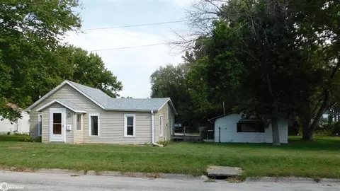 509 W Irving St, Creston, IA 50801