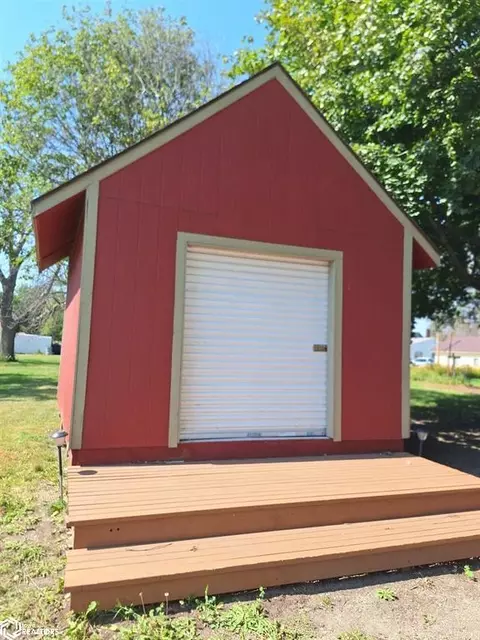 Exterior - 100 Broad St, Rolfe, IA 50581 photo 7 of 8