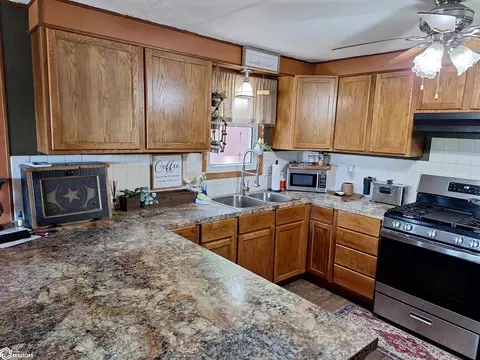 Kitchen - 100 Broad St, Rolfe, IA 50581 photo 1 of 2