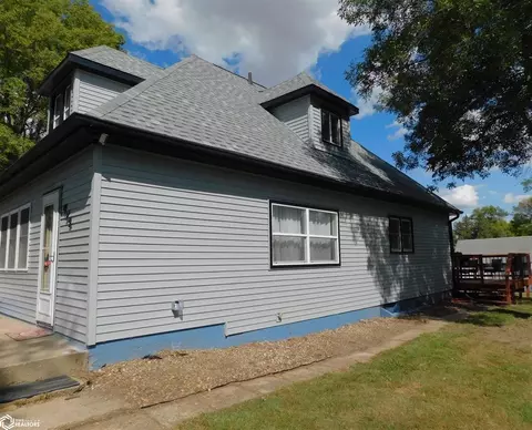 Exterior - 421 Maple St, Deloit, IA 51441 photo 5 of 5