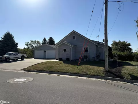 725 Sherman St, Iowa Falls, IA 50126
