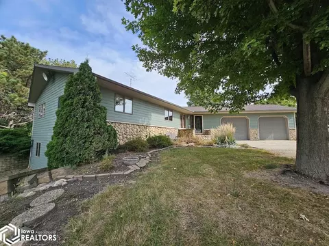 20144 440th St, Lake Mills, IA 50450