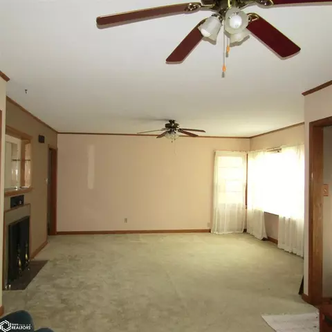 Living - 7 E 13 St, Atlantic, IA 50022 photo 1 of 7