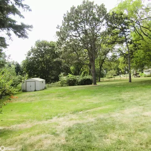 Exterior - 7 E 13 St, Atlantic, IA 50022 photo 6 of 7