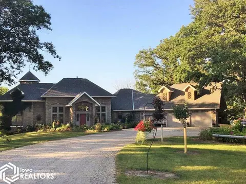 1207 240th St, Algona, IA 50511