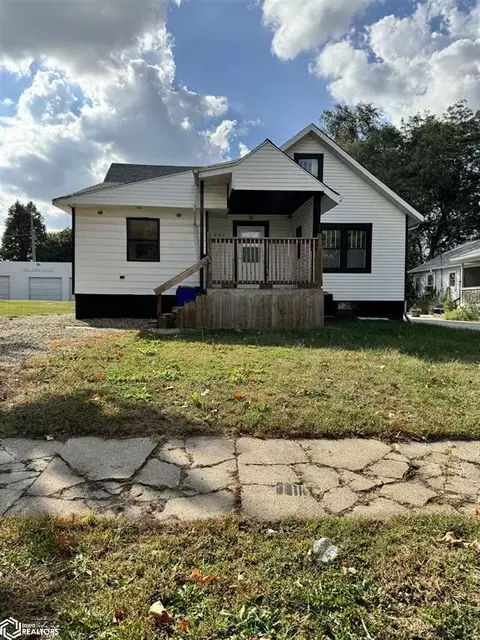 902 Grant St, Scranton, IA 51462