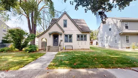 116 S Kentucky Ave, Mason City, IA 50401