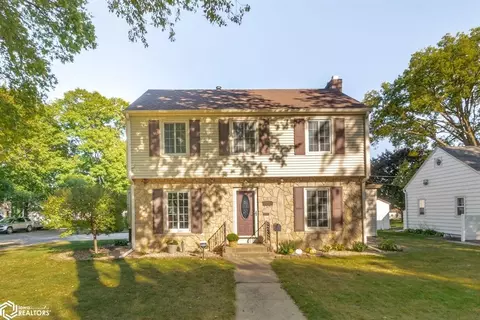501 S Vermont Ave, Mason City, IA 50401
