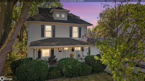 415 S 4th Ave, Washington, IA 52353